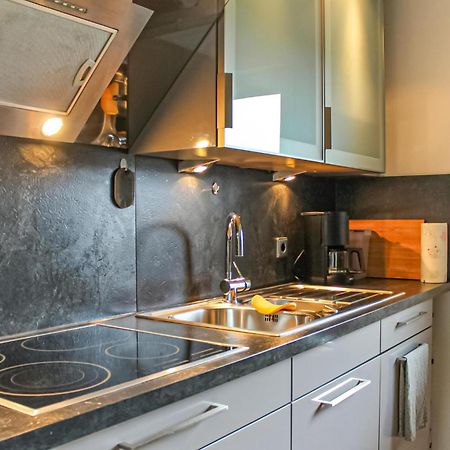 1 Bedroom Stunning Apartment In Detmold Eksteriør billede
