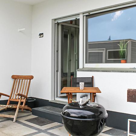 1 Bedroom Stunning Apartment In Detmold Eksteriør billede